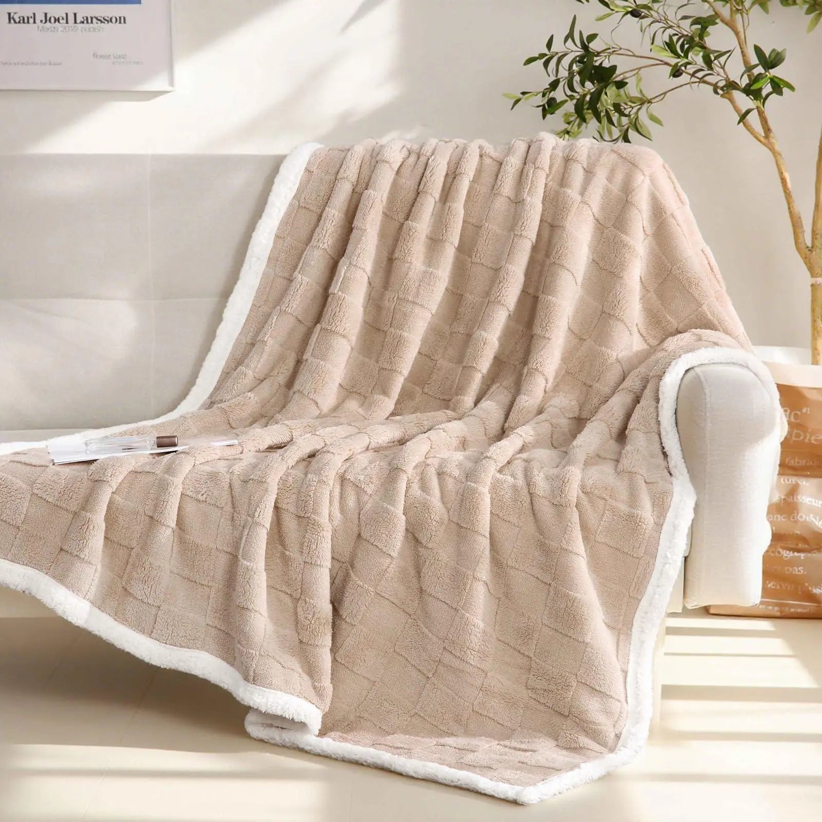 Sherpa Flannel Blanket for Bed