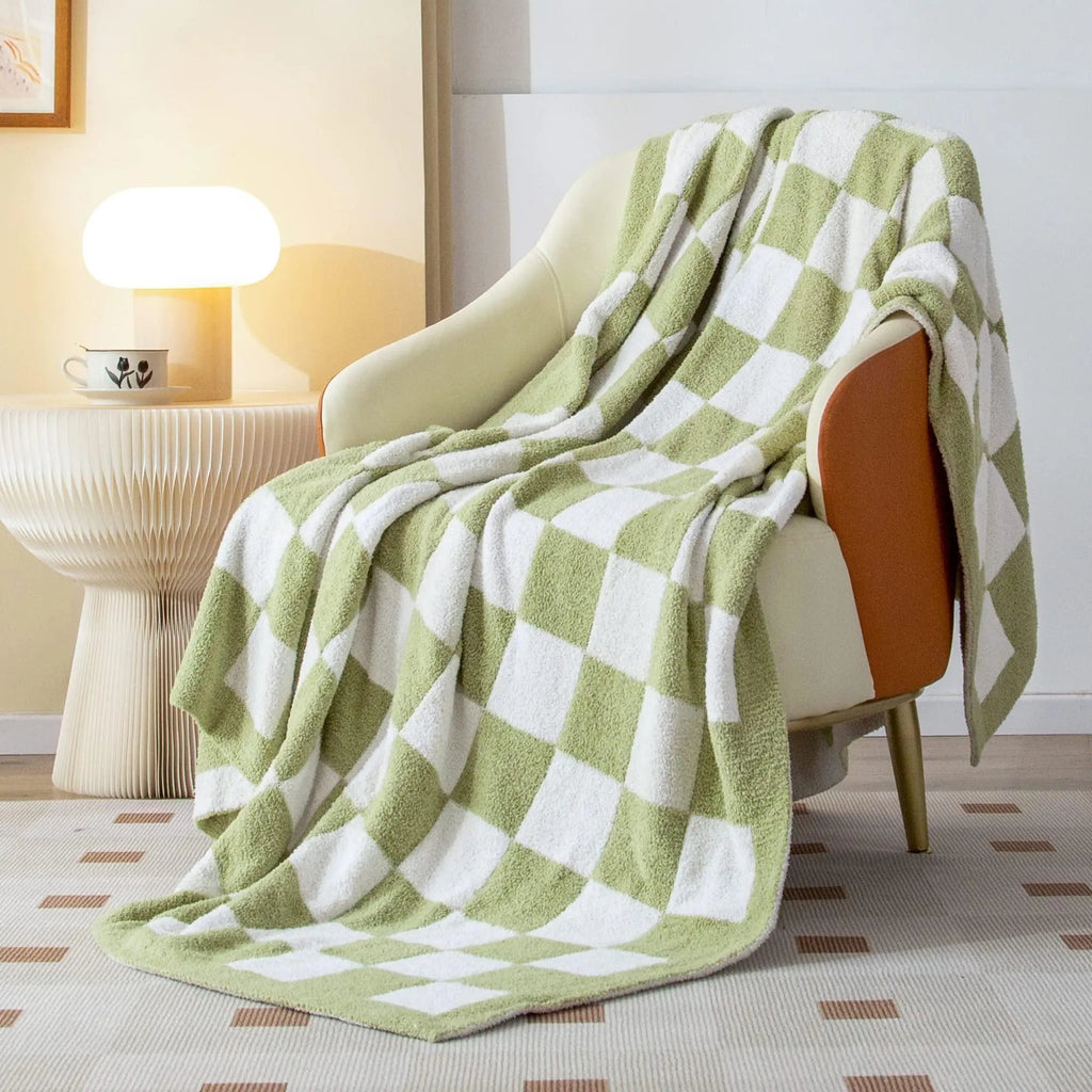Checkered Flannel Fleece Blanket, three sizes up to 79 by 91 inches